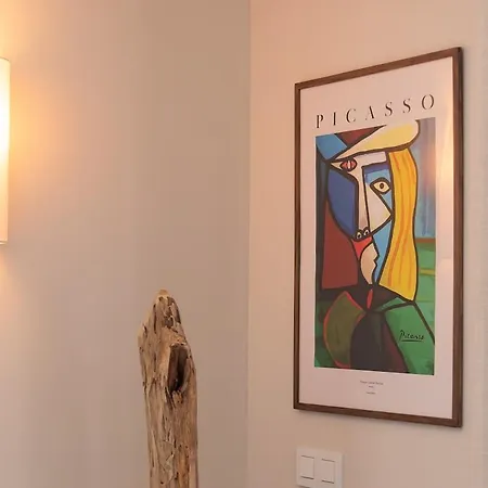Picasso 2 Elegant Duplex - Master Suite, 2 Bathrooms, 3 アパート *