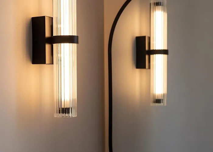 Elegant Duplex - Master Suite, 2 Bathrooms, Air Conditioning Vallauris