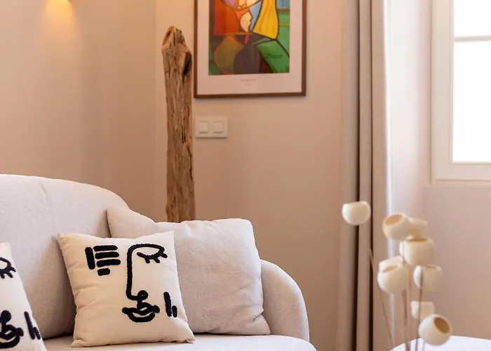 Elegant Duplex - Master Suite, 2 Bathrooms, Air Conditioning Appartement *