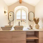 Picasso 2 Elegant Duplex - Master Suite, 2 Bathrooms, 3 Lägenhet Vallauris
