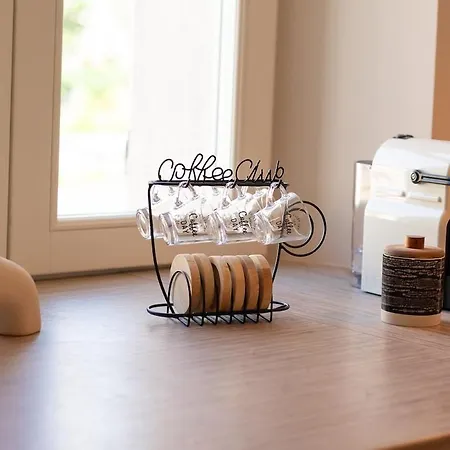 Picasso 2 Elegant Duplex - Master Suite, 2 Bathrooms, 3