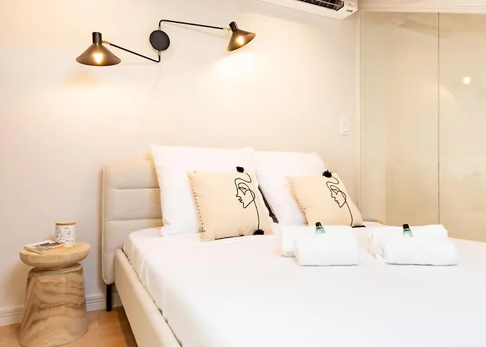 Picasso 2 Elegant Duplex - Master Suite, 2 Bathrooms, 3 דירה ואלאוריס