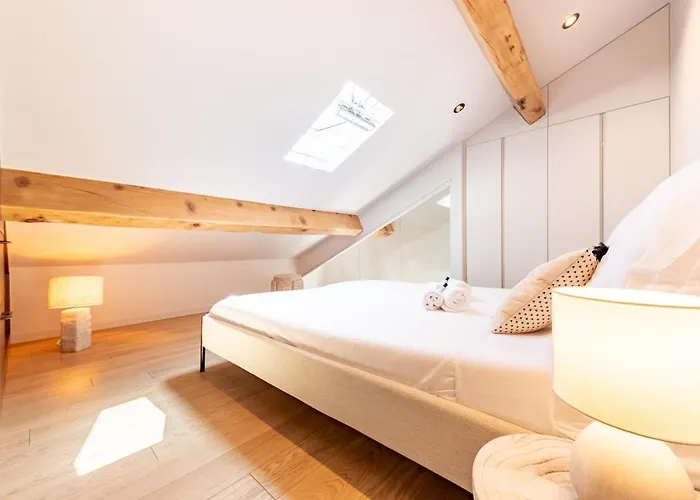 Picasso 2 Elegant Duplex - Master Suite, 2 Bathrooms, 3 ואלאוריס